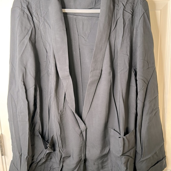 NWT Don’t be fooled by the wrinkles these are brand new fresh out the packaging - Picture 6 of 10